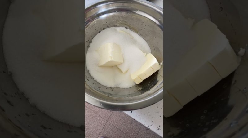 Mélangez beurre et sucre en 1 étape facile ! 🧁🎃
