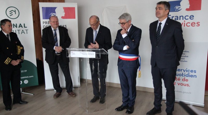 Michel Fournier, ministre délégué chargé de la Ruralité, inaugure une nouvelle maison France services au cœur d’Épinal