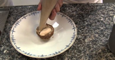 Michel Roth, étoilé Michelin, crée un dessert au Ritz Paris