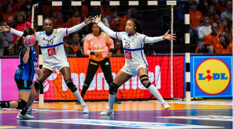 Mondial de hand : un de chute pour les Bleues, qui retrouveront le Danemark en quarts de finale