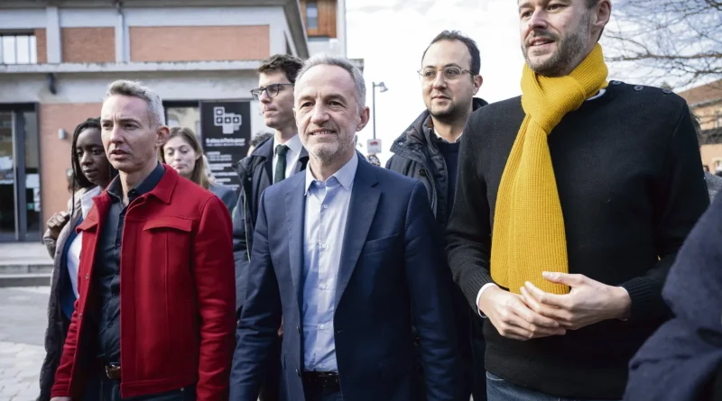 Municipales 2026 : à Paris, comment Emmanuel Grégoire veut lutter contre « la solitude en ville » - L'Humanité