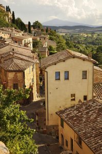 Occitanie, Toulouse, Montpellier, landscape, sea, mountain, vineyard, canal