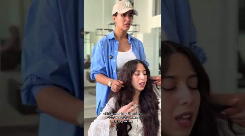 Naziha découvre ses cheveux bouclés au salon !