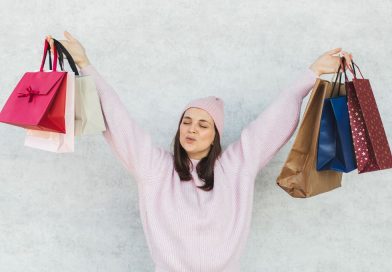 Noël à Nîmes : Le shopping cadeaux devient une aventure festive. Le témoignage de Béatrice Kaboré - ICI