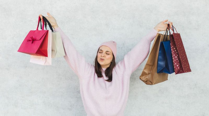 Noël à Nîmes : Le shopping cadeaux devient une aventure festive. Le témoignage de Béatrice Kaboré - ICI