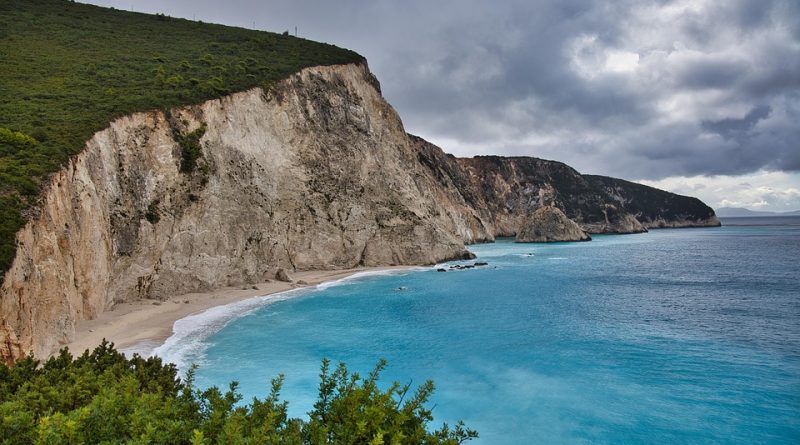Corse, Ajaccio, Bastia, mountain, beach, sea, cliff, village, maquis, landscape