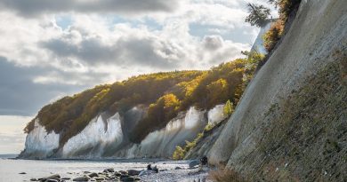 Corse, Ajaccio, Bastia, mountain, beach, sea, cliff, village, maquis, landscape
