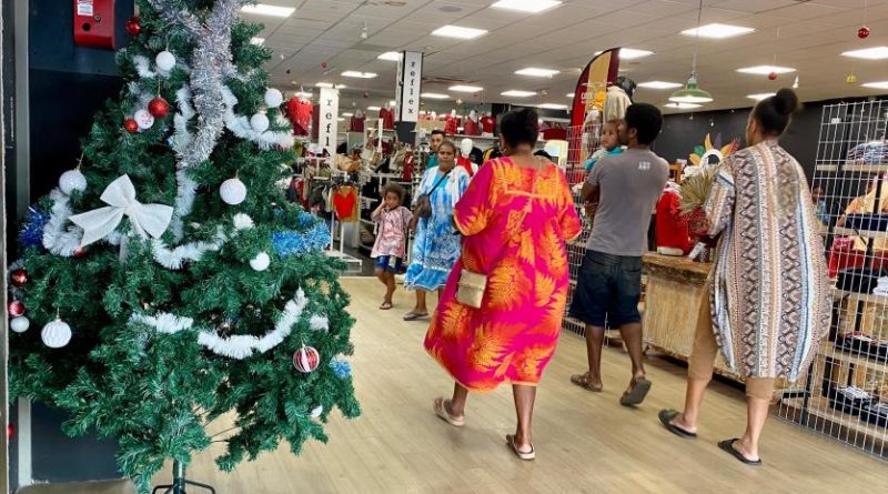 "On fait plus attention" : les Calédoniens face aux dépenses de Noël