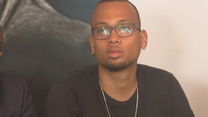 Ouverture à Paris du procès de Kéziah Nuissier, militant anti-chlordécone accusé de violences sur les forces de l'ordre