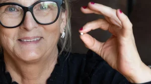 Elle trouve une perle dans son huître à Noël : « J’ai d’abord cru à un bout de