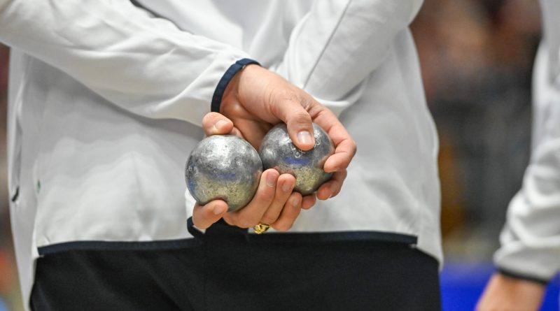 Pétanque : armé d'une tronçonneuse, un spectateur fou créé la panique