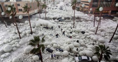 Phoenix paralysée par des milliards de grêlons en Arizona
