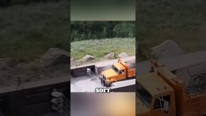 Pourquoi les camions s'enfoncent dans les fossés de sable