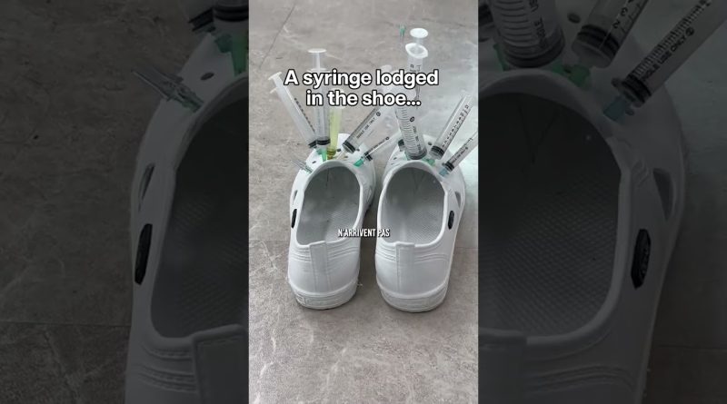 Pourquoi les infirmiers portent-ils ces chaussures étranges ?