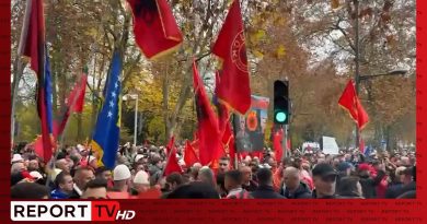 Protestation à Strasbourg : cris de soutien à l'UÇK