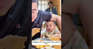 Quand papa garde bébé, la jalousie le fait pleurer !