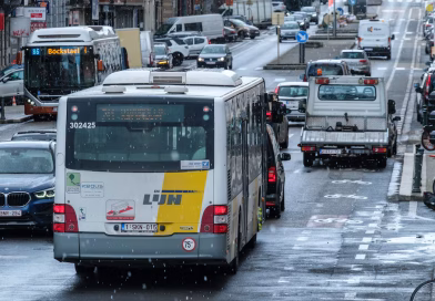 Polémique à Molenbeek : la police réagit au choix controversé de De Lijn