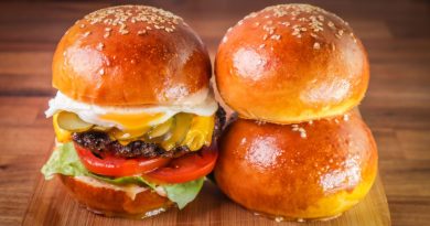 Découvrez la Recette des Petits Pains à Burger Super Moelleux Recette des pains à burger Tangzhong ultra moelleux