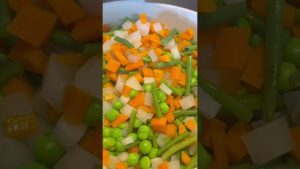 Recette facile : Macédoine de légumes colorée 🥕🫛