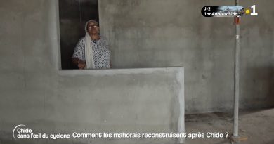 Reconstruction des Mahorais après le passage de Chido
