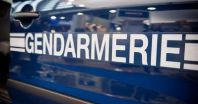 Refus d’obtempérer : après avoir blessé deux gendarmes, le conducteur recherché se livre aux autorités