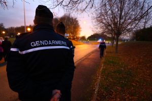 Refus d'obtempérer dans les Vosges : le chauffard qui a blessé deux gendarmes s'est rendu de lui-même