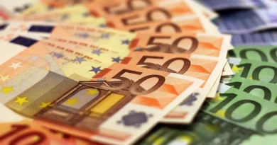 SMIC, tarifs postaux, contrôle technique renforcé... Ce qui change au 1er janvier 2026