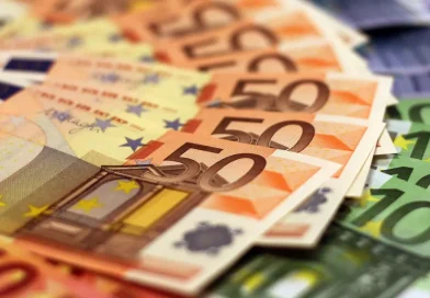 SMIC, tarifs postaux, contrôle technique renforcé... Ce qui change au 1er janvier 2026