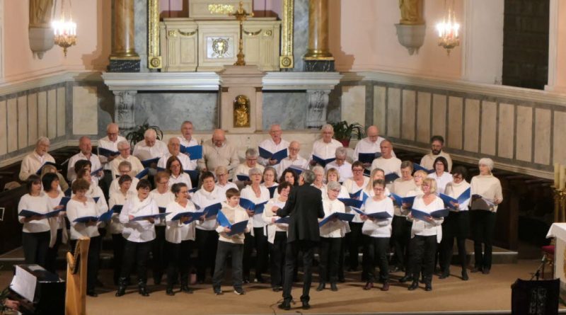 Sainte-Marie-aux-Mines. Chorale du lycée : la poésie de Noël a séduit le public
