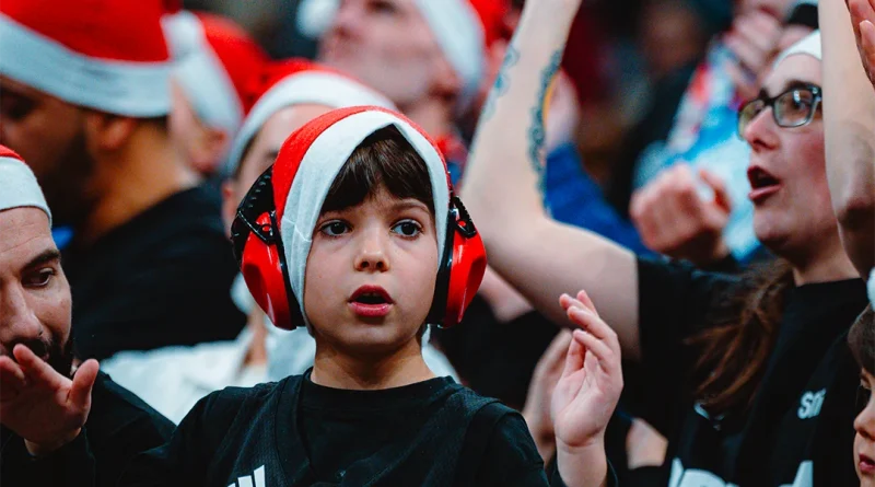 Noël s'invite à l'adidas arena avec ParisBasketball