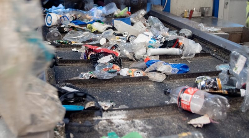 Sinnoval simplifie le tri et généralise de nouvelles consignes à partir de 2026