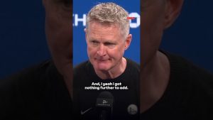 Steve Kerr et Draymond Green réagissent à leur échange tendu