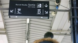« Sur les quais, je ne comprends rien » : dans les transports parisiens, des annonces souvent incompréhensibles