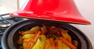Tajine de Poulet aux Légumes Savoureux