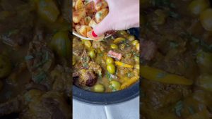 Tajine de bœuf aux olives savoureux