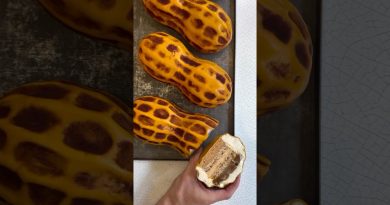 Le Tart XXL aux Cacahuètes qui Fait le Buzz à Chypre Tarte XXL aux cacahuètes géantes par Cédric Grolet