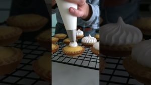 Tartelettes meringuées au citron : une recette facile 🍋
