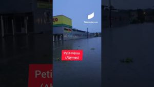 Tempête Jerry : la Guadeloupe submergée