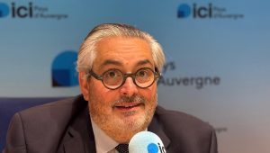 Transport, sécurité, écoles : que retenir de l'interview du maire de Clermont-Ferrand Olivier Bianchi, candidat en 2026 - ICI