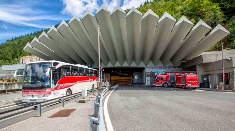 Tunnel du Mont-Blanc: réouverture à la circulation vendredi à 17 h après un chantier-test