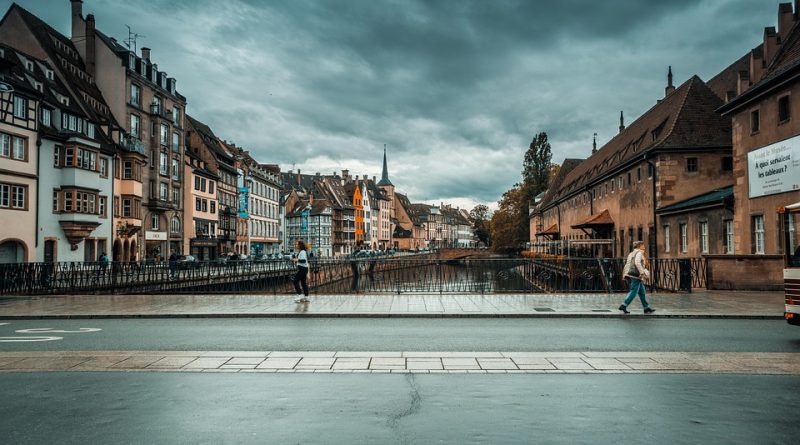 Grand Est, Strasbourg, Reims, vineyard, Alsace, Vosges, forest, cathedral, village