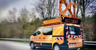 Un mort et trois blessés, dont un enfant de 6 ans héliporté en urgence, après un accident entre deux voitures