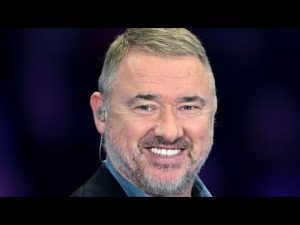 Un rival ému déroute Stephen Hendry au Championnat UK