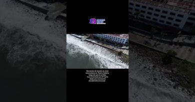 Un surfeur sauvé après avoir été entraîné par de fortes vagues