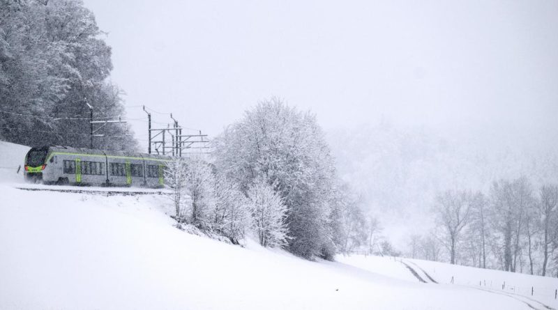Un train reliera Bulle à Gstaad entre les mois de janvier et mars | RTS