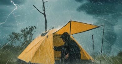 Une Tempête Terrifiante : Camping Sous la Pluie Torrentielle