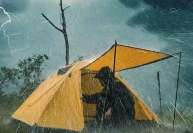 Une Tempête Terrifiante : Camping Sous la Pluie Torrentielle