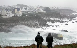 Vigilance vent en Bretagne : des rafales jusqu’à 127 km/h enregistrées ce jeudi