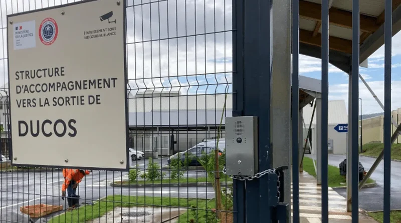 Visite Gérald Darmanin en Martinique : prisons, narcotrafic et mineurs au cœur d’une visite sous haute tension