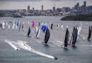 Voile : la flotte de la Sydney-Hobart s’élance avec un hommage aux victimes de Bondi
